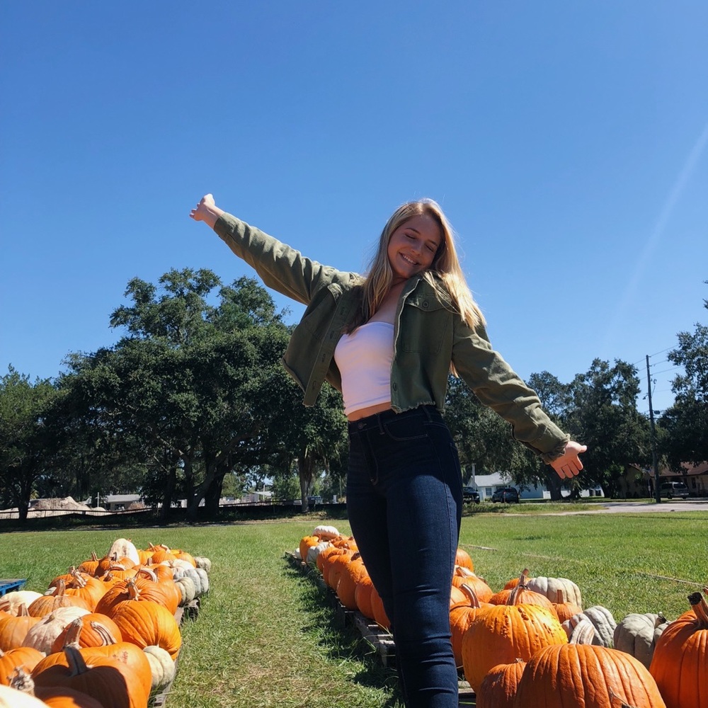 Meet your Posher, Seanna